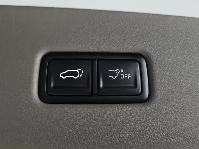 2025 Kia Carnival с пробегом 2 478 км