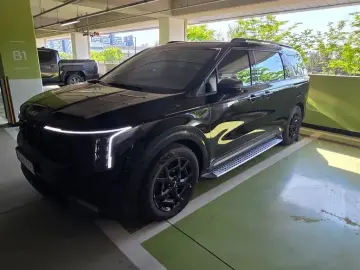 2024 Kia Carnival с пробегом 6 010 км
