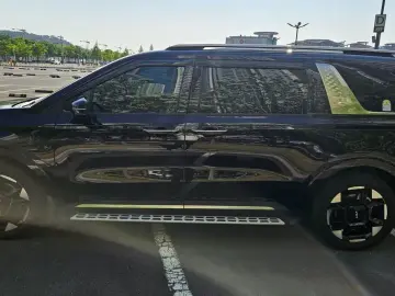 2024 Kia Carnival с пробегом 39 700 км
