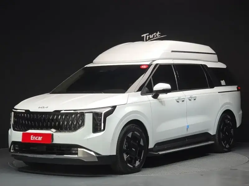 2024 Kia Carnival с пробегом 12 486 км