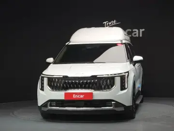 2024 Kia Carnival с пробегом 12 486 км