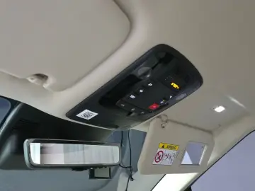 2024 Kia Carnival с пробегом 12 486 км