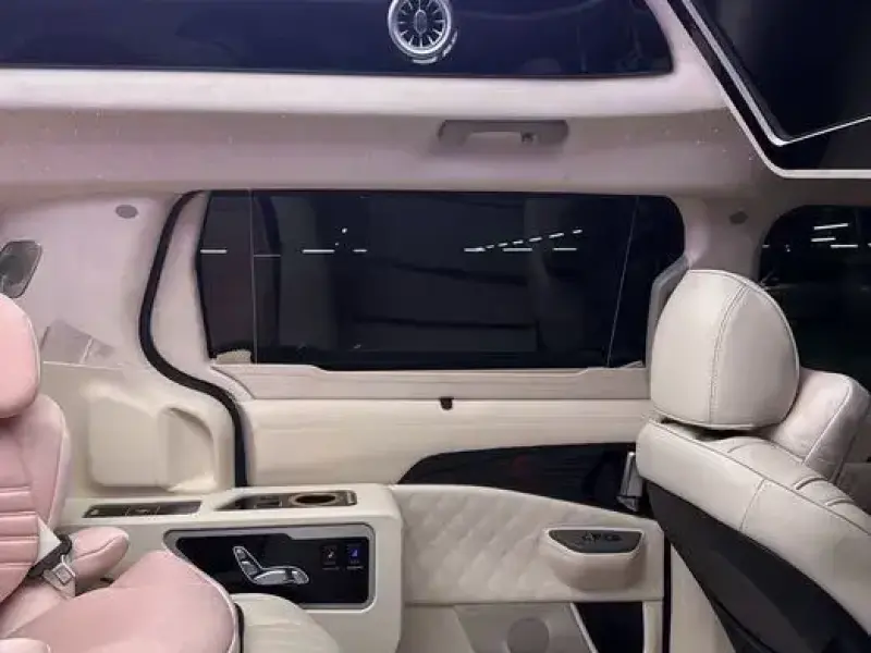 2024 Kia Carnival с пробегом 25 000 км