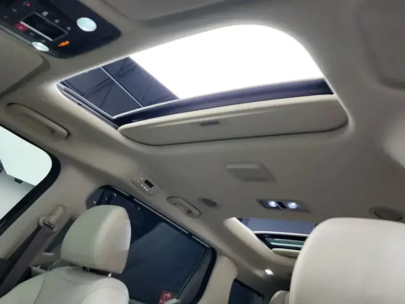 2024 Kia Carnival с пробегом 35 170 км
