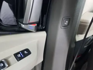 2024 Kia Carnival с пробегом 35 170 км