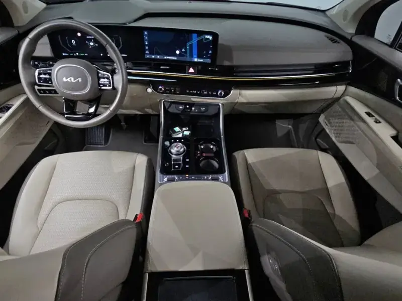 2024 Kia Carnival с пробегом 37 355 км