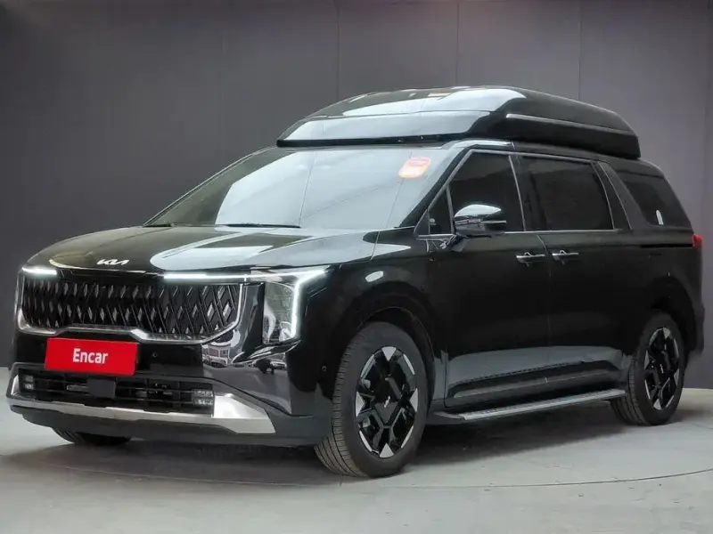 2025 Kia Carnival с пробегом 9 275 км