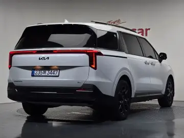 2026 Kia Carnival с пробегом 10 км