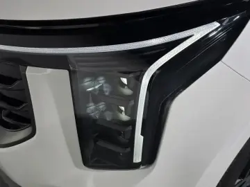 2026 Kia Carnival с пробегом 10 км