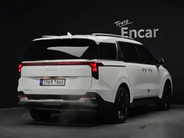 2024 Kia Carnival с пробегом 38 382 км