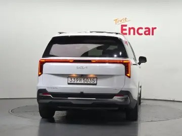 2024 Kia Carnival с пробегом 41 007 км