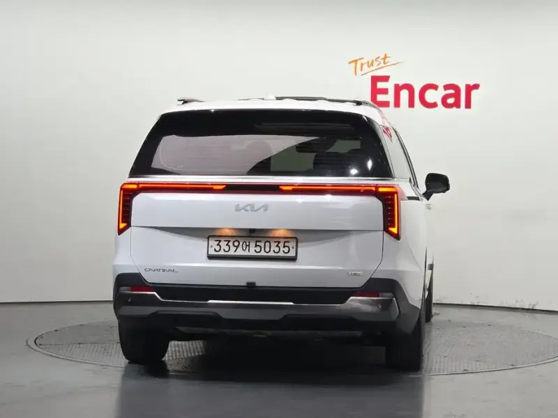 2024 Kia Carnival с пробегом 41 007 км