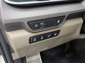 2024 Kia Carnival с пробегом 41 007 км