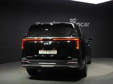 2024 Kia Carnival с пробегом 65 636 км
