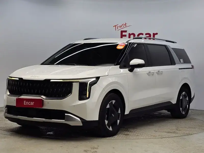 2024 Kia Carnival с пробегом 64 251 км