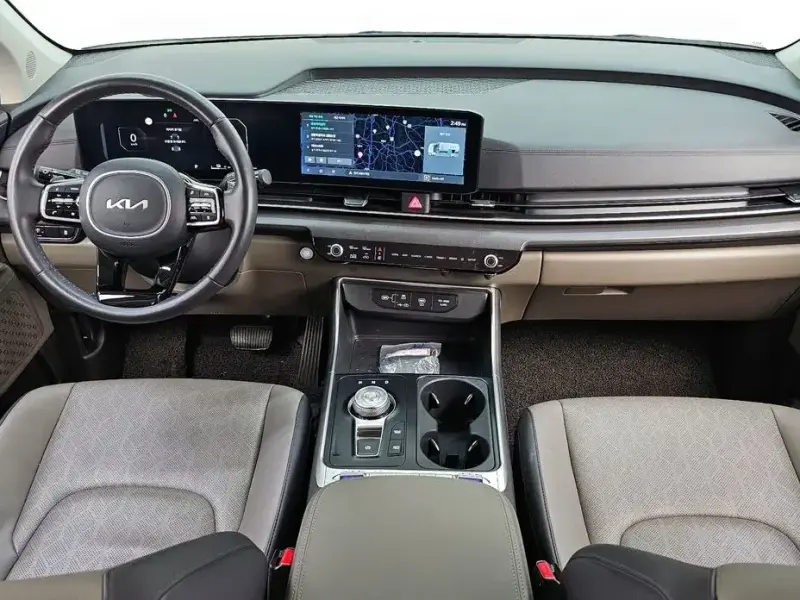 2024 Kia Carnival с пробегом 64 251 км
