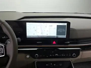 2024 Kia Carnival с пробегом 32 920 км