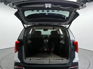 2024 Kia Carnival с пробегом 26 791 км
