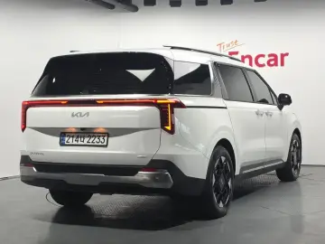 2024 Kia Carnival с пробегом 46 958 км