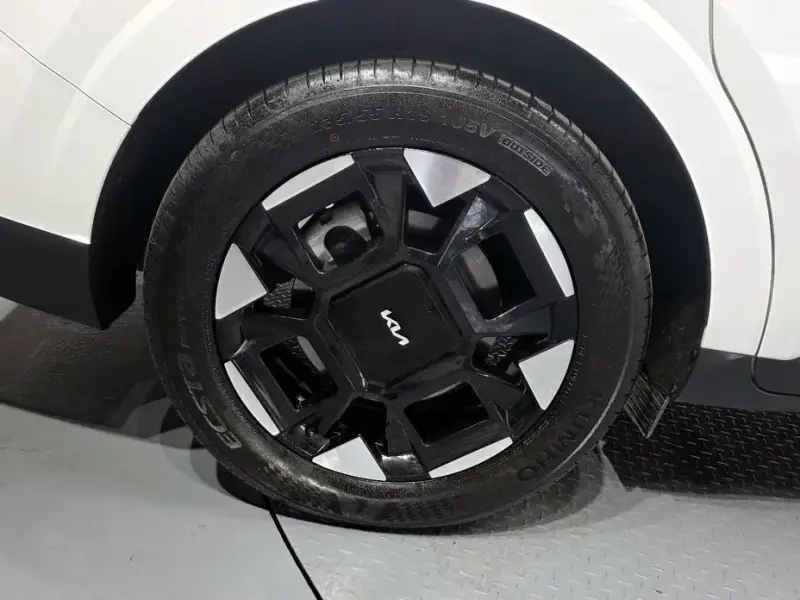 2024 Kia Carnival с пробегом 46 958 км