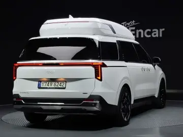 2024 Kia Carnival с пробегом 50 613 км