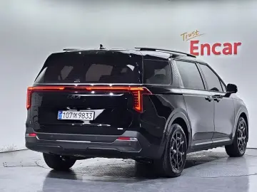 2026 Kia Carnival с пробегом 2 690 км
