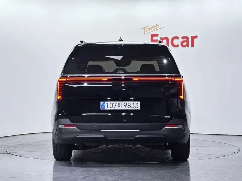 2026 Kia Carnival с пробегом 2 690 км