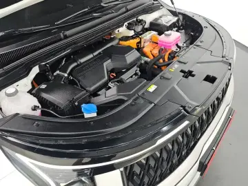 2025 Kia Carnival с пробегом 32 844 км