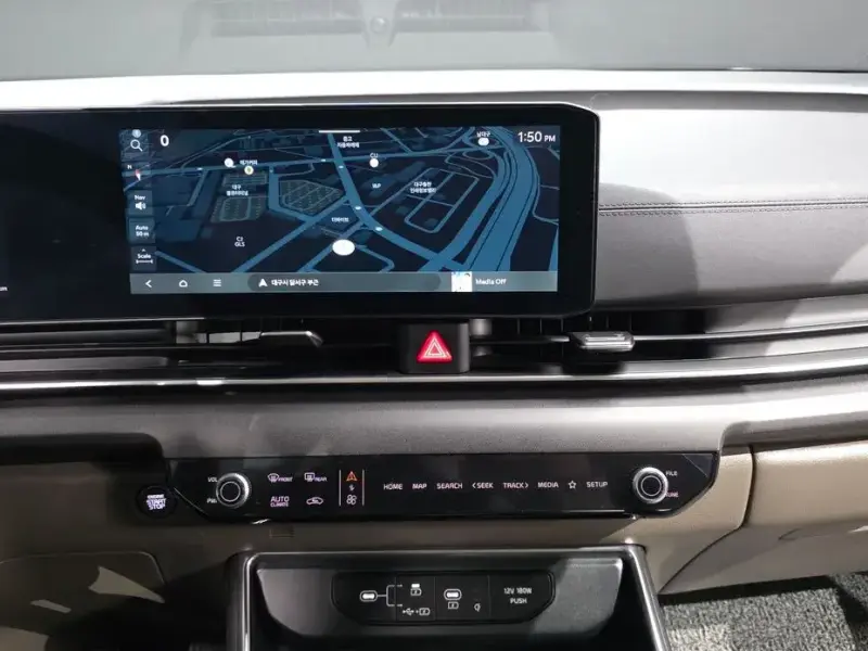 2024 Kia Carnival с пробегом 16 733 км