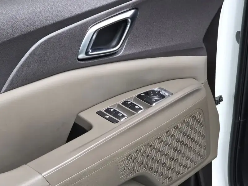 2024 Kia Carnival с пробегом 16 733 км