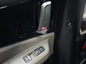 2024 Kia Carnival с пробегом 11 817 км