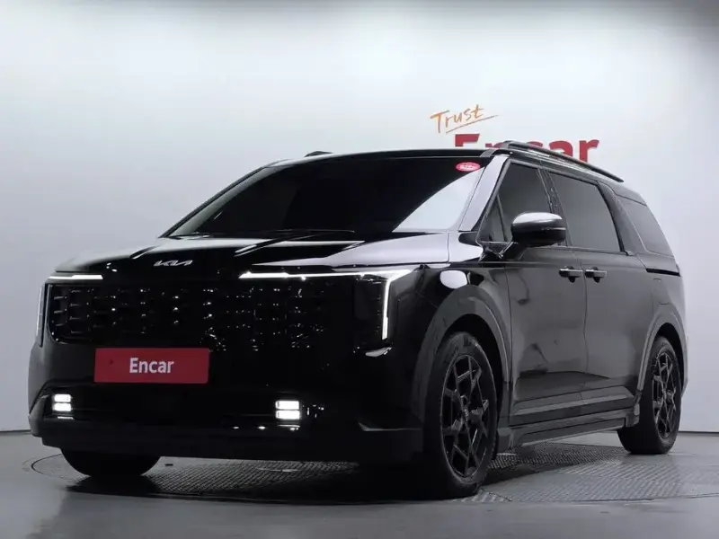 2024 Kia Carnival с пробегом 18 839 км