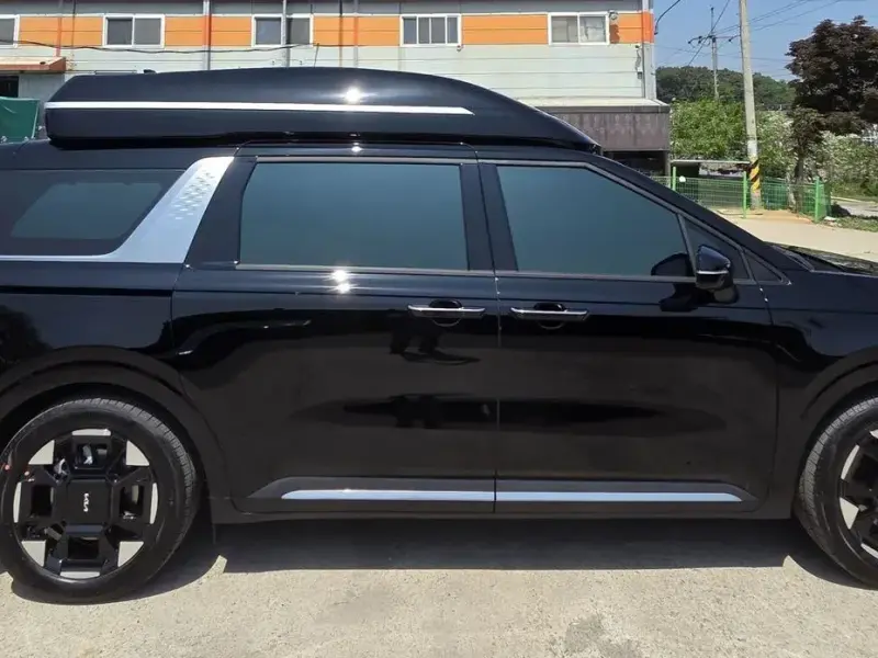 2026 Kia Carnival с пробегом 7 км