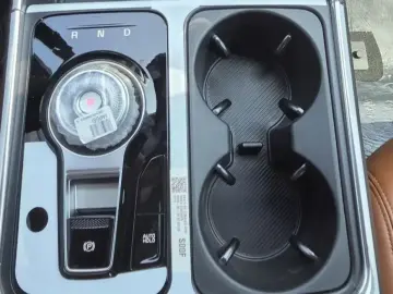 2026 Kia Carnival с пробегом 7 км