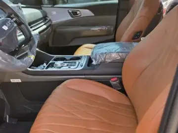 2026 Kia Carnival с пробегом 7 км