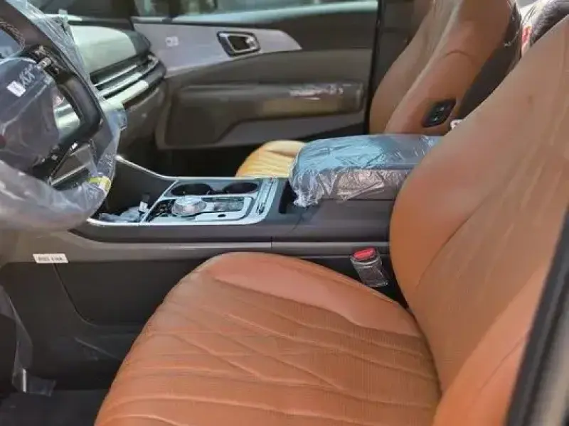 2026 Kia Carnival с пробегом 7 км