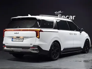 2024 Kia Carnival с пробегом 29 364 км