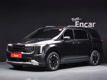 2025 Kia Carnival с пробегом 4 396 км