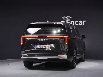 2025 Kia Carnival с пробегом 4 396 км