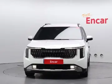 2025 Kia Carnival с пробегом 7 136 км