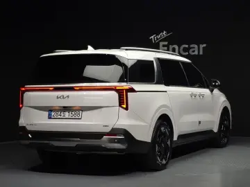 2024 Kia Carnival с пробегом 36 571 км