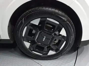 2024 Kia Carnival с пробегом 36 571 км