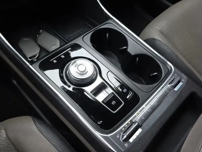 2024 Kia Carnival с пробегом 36 571 км