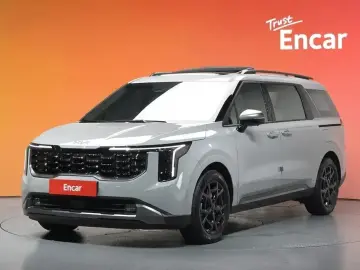 2025 Kia Carnival с пробегом 10 917 км