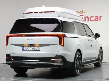 2025 Kia Carnival с пробегом 14 751 км