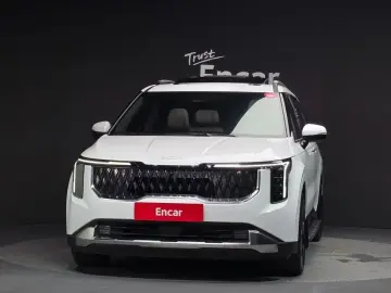 2025 Kia Carnival с пробегом 12 731 км