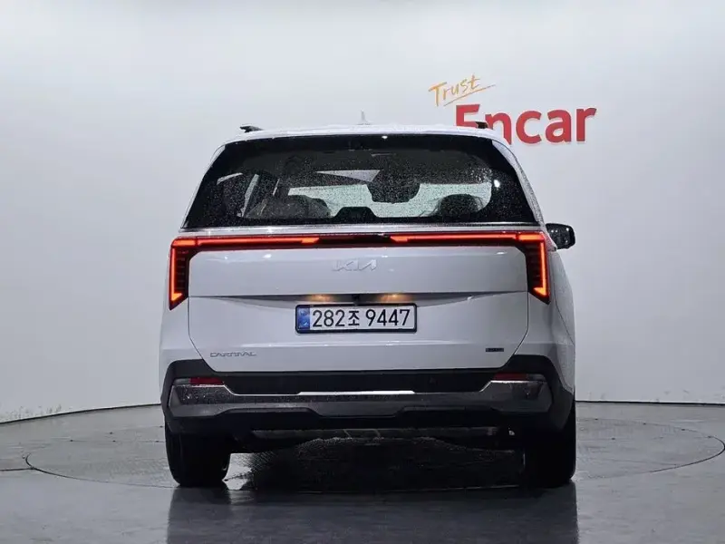 2026 Kia Carnival с пробегом 56 км