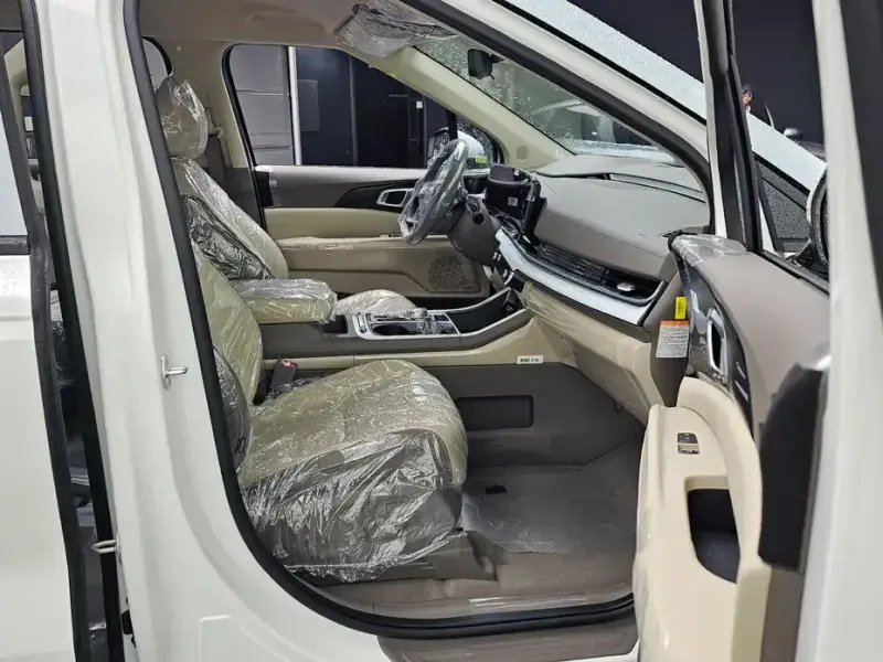 2026 Kia Carnival с пробегом 56 км