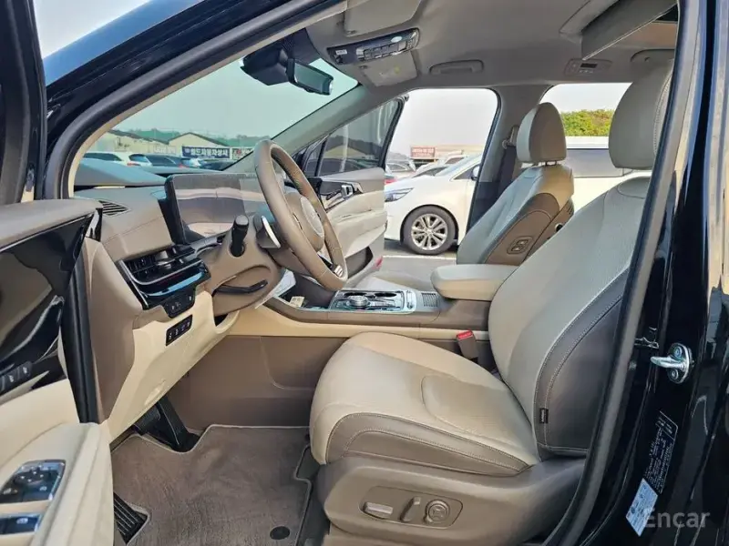2024 Kia Carnival с пробегом 34 000 км