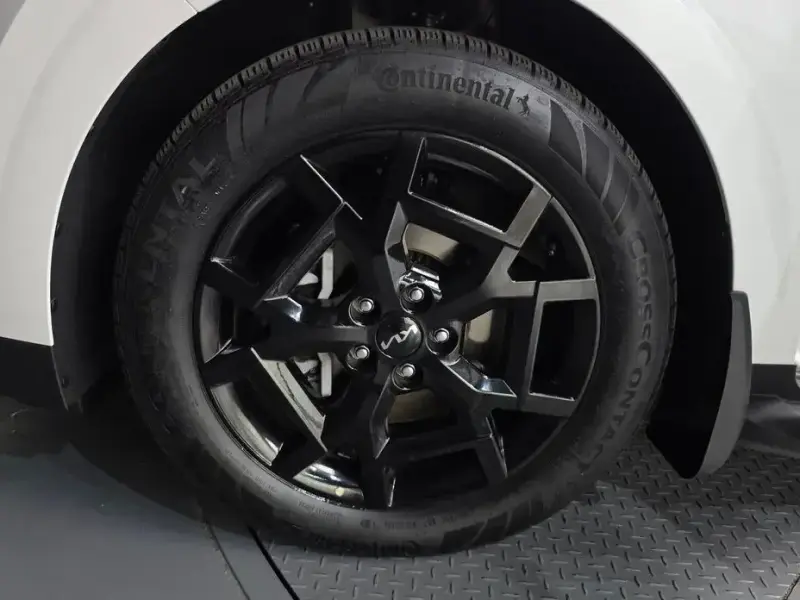 2025 Kia Carnival с пробегом 11 569 км